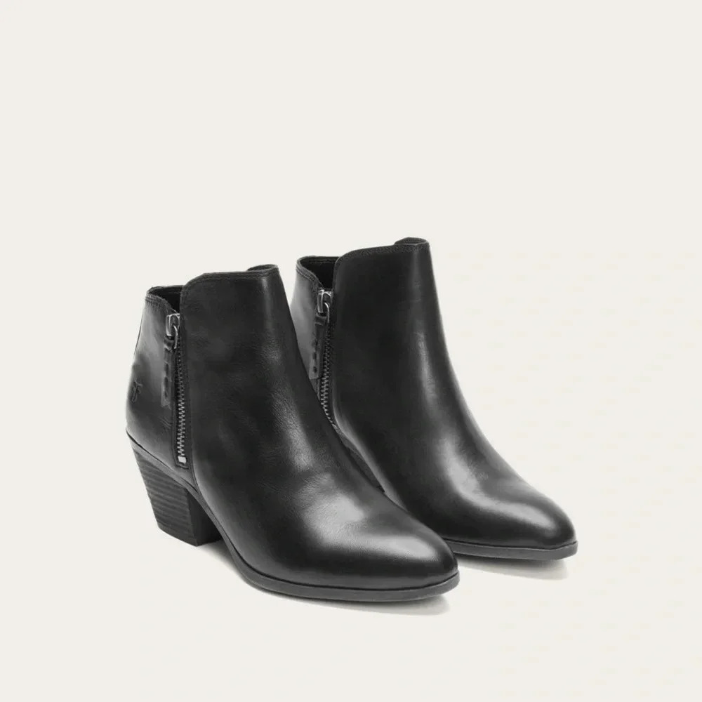 EUC FRYE Judith Double Zip Stacked Heel Pointed Toe Ankle Boots in Black Size 9M - Picture 3 of 17